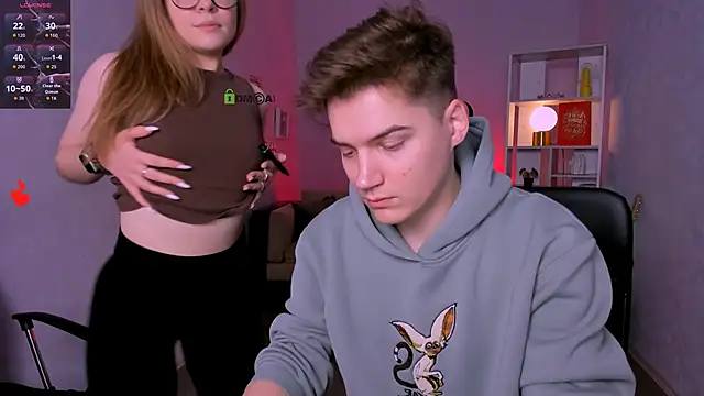 Snapshot of veronica_bubble chatting on 27, 11, 2025 veronica bubble online show from 27, 11, 2025