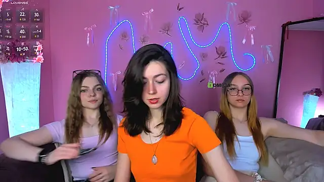 veronica bubble online show from 15, 5, 2026