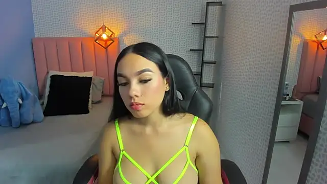 MOLLYSPENCER1 online show from 23, 4, 2026