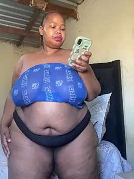 Curvycandy95 online show from 28, 7, 2026