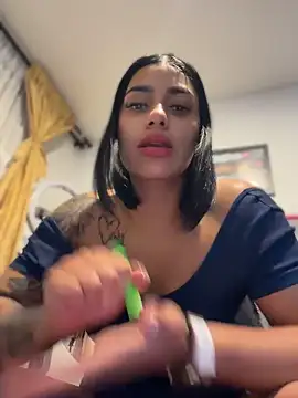 AlannaEvons online show from 21, 4, 2026