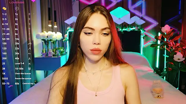 MimiFors online show from 8, 9, 2025