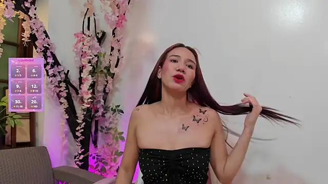 Snapshot of emma_ayala chatting on 6, 5, 2026 emma ayala online show from 6, 5, 2026