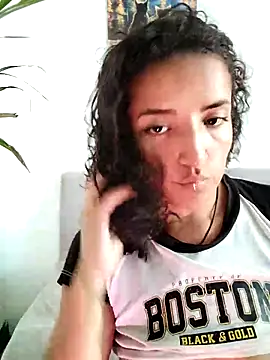 luna love xoxo online show from 2, 10, 2025