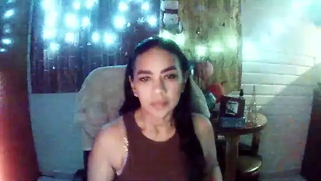 MiiaVelasquez online show from 19, 12, 2025