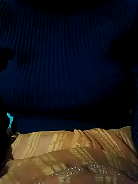 Snapshot of Radha8080 chatting on 4, 12, 2025 Radha8080 online show from 4, 12, 2025