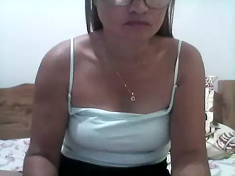 nathalie0045 online show from 26, 3, 2026