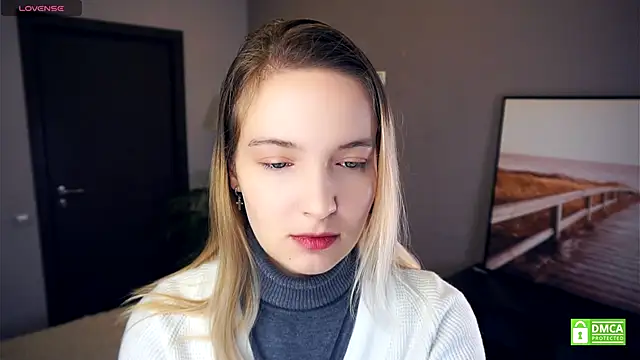 HongTomczak online show from 4, 10, 2025