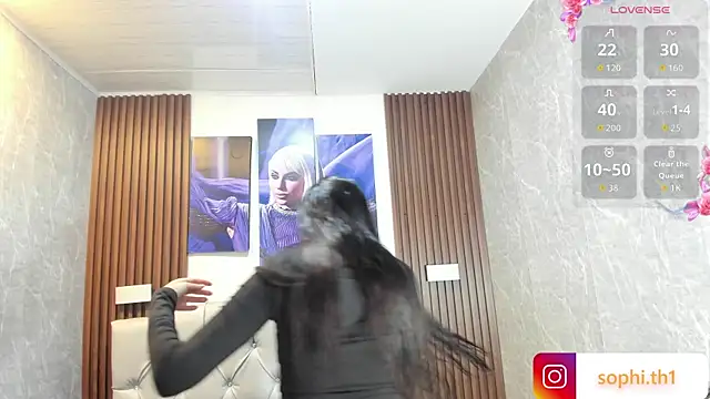 Sophi Thaylorr online show from 4, 10, 2025