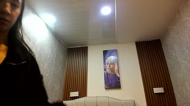 Sophi Thaylorr online show from 12, 3, 2026