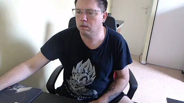 Snapshot of blueandwhite1 chatting on 19, 3, 2025 blueandwhite1 online show from 19, 3, 2025