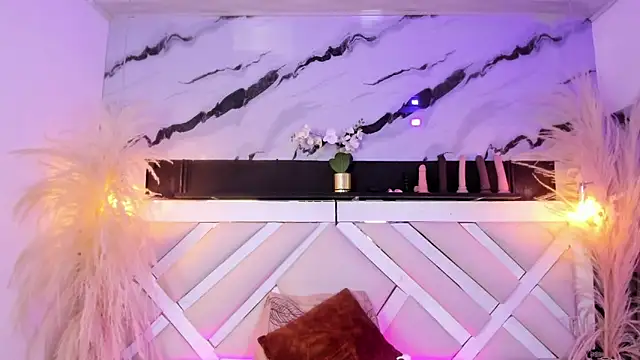 Snapshot of Zoe-Johnson_ chatting on 11, 6, 2026 Zoe-Johnson online show from 11, 6, 2026