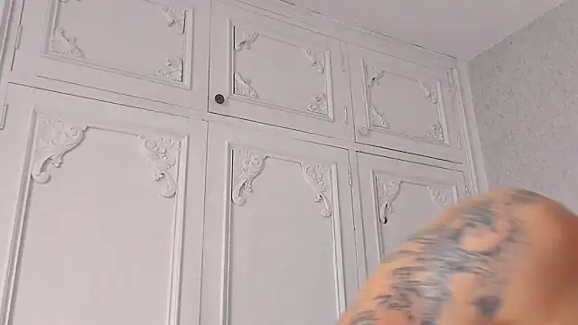 Tyler durten online show from 24, 4, 2026