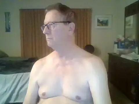 Snapshot of camminmichaellll chatting on 22, 12, 2024 camminmichaellll online show from 22, 12, 2024