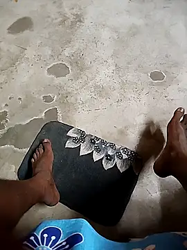 Love143A online show from 16, 4, 2026