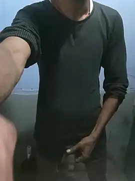 Snapshot of Mr_xxx007@xh chatting on 16, 12, 2025 Mr xxx007xh online show from 16, 12, 2025