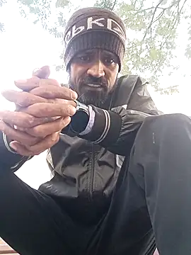 Snapshot of Mr_xxx007@xh chatting on 22, 12, 2025 Mr xxx007xh online show from 22, 12, 2025