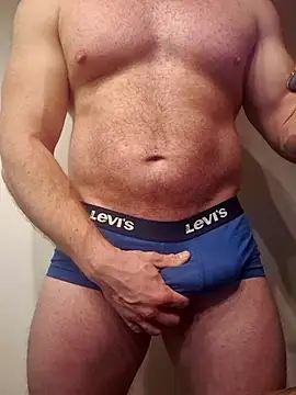 AlphaGymMale online show from 17, 12, 2025