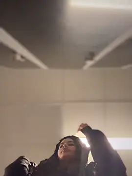 Snapshot of Risky_Workouts chatting on 10, 10, 2025 Risky Workouts online show from 10, 10, 2025