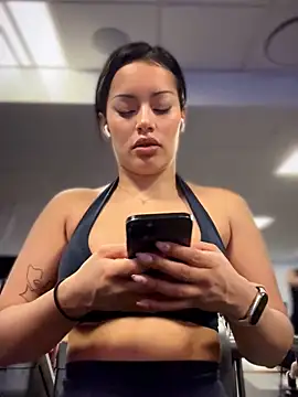 Snapshot of Risky_Workouts chatting on 16, 2, 2026 Risky Workouts online show from 16, 2, 2026