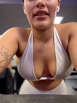 Snapshot of Risky_Workouts chatting on 2, 3, 2026 Risky Workouts online show from 2, 3, 2026