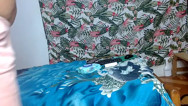 69smallstar online show from 5, 3, 2026