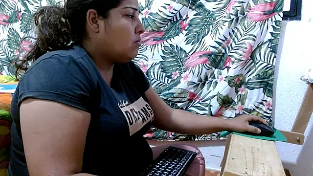 69smallstar online show from 28, 6, 2026
