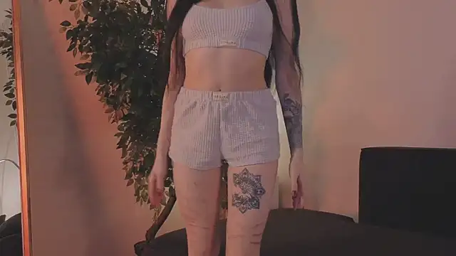 Loona Eclipse online show from 17, 1, 2026