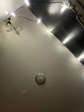 Fine10ne online show from 4, 12, 2025