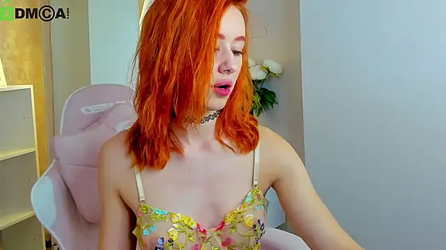 Lisafoxy  online show from 12, 9, 2025