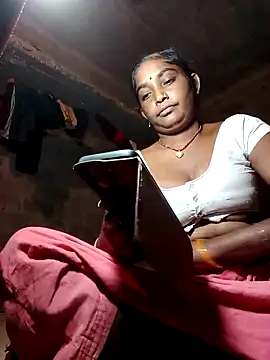 Snapshot of sadhna200 chatting on 25, 9, 2025 sadhna200 online show from 25, 9, 2025