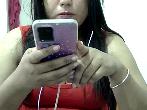 Snapshot of Mon-Luv chatting on 15, 2, 2026 Mon-Luv online show from 15, 2, 2026