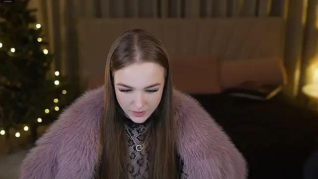 Snapshot of Ella_054 chatting on 19, 12, 2025 Ella 054 online show from 19, 12, 2025