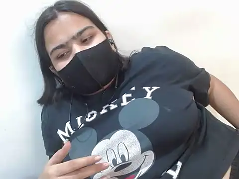 Nataliya Singh online show from 5, 4, 2026