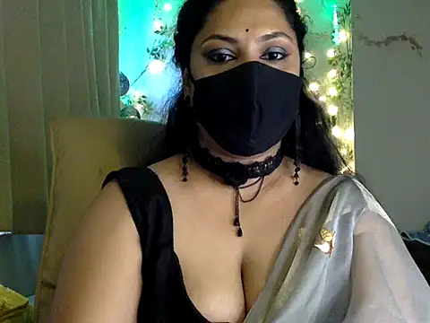 Indian queen007 online show from 2, 8, 2026