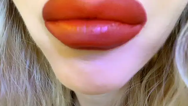 Snapshot of Politeeliza chatting on 28, 5, 2026 Politeeliza online show from 28, 5, 2026