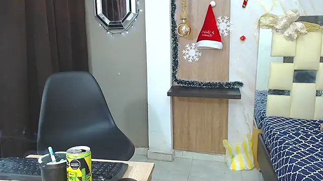 Snapshot of miss_leidy_ chatting on 20, 12, 2025 miss leidy online show from 20, 12, 2025