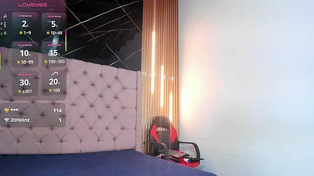 Emily Brown18 online show from 1, 10, 2025