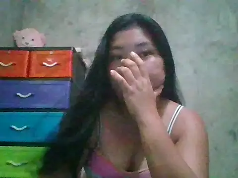 nikki zapphire online show from 23, 11, 2025