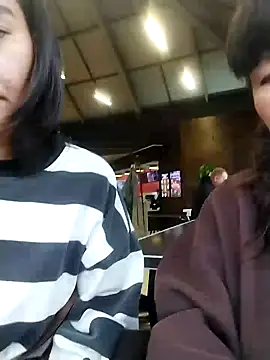 Snapshot of Luu-Lii777 chatting on 10, 9, 2025 Luu-Lii777 online show from 10, 9, 2025