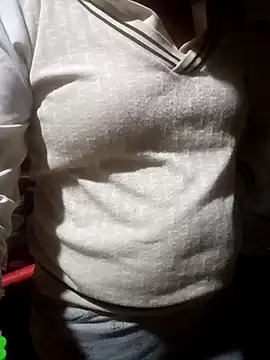 Phuong xxx online show from 3, 3, 2026