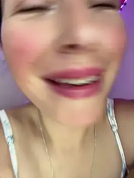 Snapshot of Mia_salinass chatting on 23, 5, 2026 Mia salinass online show from 23, 5, 2026