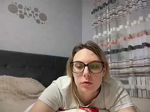 NikexPretty online show from 9, 4, 2026