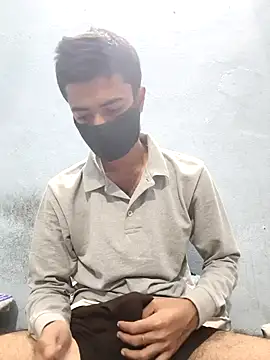 GirlsCrush  online show from 29, 10, 2025