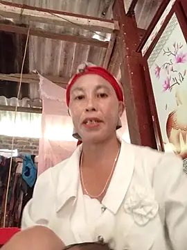 Snapshot of me-cute chatting on 13, 10, 2025 me-cute online show from 13, 10, 2025