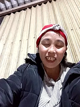 Snapshot of me-cute chatting on 4, 11, 2025 me-cute online show from 4, 11, 2025