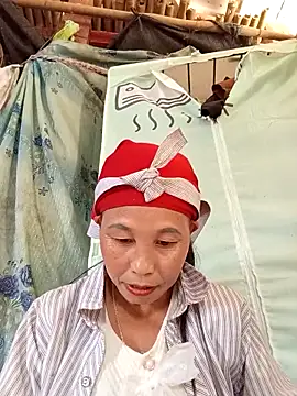 Snapshot of me-cute chatting on 6, 11, 2025 me-cute online show from 6, 11, 2025