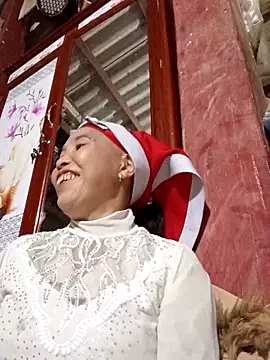 Snapshot of me-cute chatting on 12, 11, 2025 me-cute online show from 12, 11, 2025