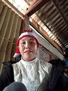 Snapshot of me-cute chatting on 13, 11, 2025 me-cute online show from 13, 11, 2025