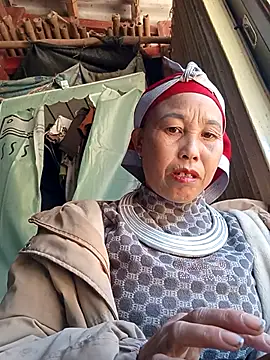 Snapshot of me-cute chatting on 22, 11, 2025 me-cute online show from 22, 11, 2025